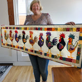 Camino de Mesa Acolchado - Desfile de Gallos